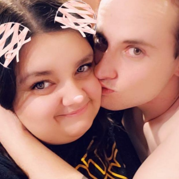 Meet your Posher, Veronica - Picture 1 of 1